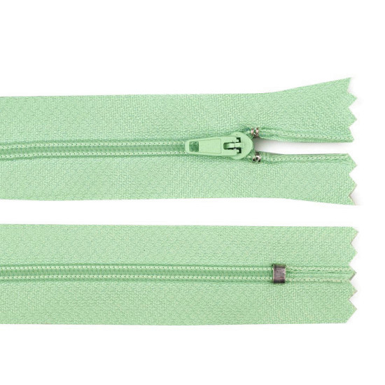 Fermoar spiralat nedetașabil no 3, lungime 18 cm - Verde kaki (10 Bucăți) Fermoar spiralat nedetașabil no 3, lungime 18 cm - Verde kaki (10 Bucăți)