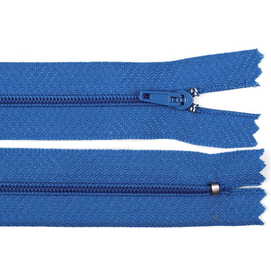 Fermoar spiralat nedetașabil no 3, lungime 18 cm - Verde kaki (10 Bucăți) Fermoar spiralat nedetașabil no 3, lungime 18 cm - Verde kaki (10 Bucăți)
