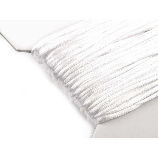 Șnur satinat, ø2 mm - Maro bronz (25 Metri) Șnur satinat, ø2 mm - Maro bronz (25 Metri)