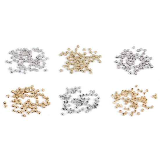 Mărgele de plastic mini steluțe, inimioare, cuburi metalice - Auriu deschis (60 Grame) Mărgele de plastic mini steluțe, inimioare, cuburi metalice - Auriu deschis (60 Grame)