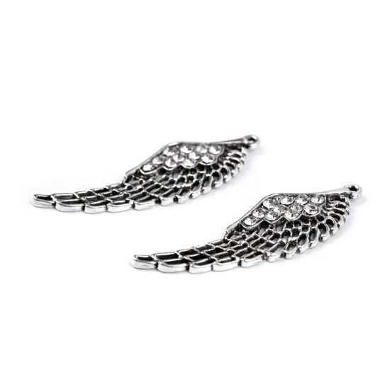 Pandantiv aripa cu strasuri 17x48 mm - Platinum (2 Bucăți) Pandantiv aripa cu strasuri 17x48 mm - Platinum (2 Bucăți)