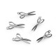 Pandantiv foarfece metalice cu strasuri 10x20 mm - Platinum (5 Bucăți) Pandantiv foarfece metalice cu strasuri 10x20 mm - Platinum (5 Bucăți)
