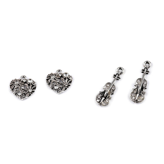Pandantive cu strasuri inimă, vioară, coroană - Platinum (2 Bucăți) Pandantive cu strasuri inimă, vioară, coroană - Platinum (2 Bucăți)