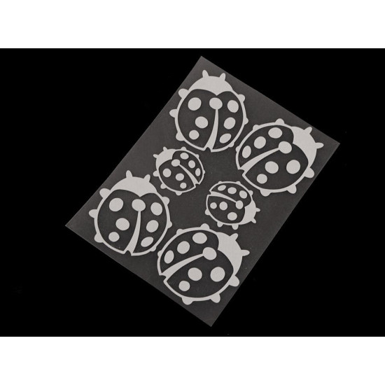 Aplicații termoadezive reflectorizante, diverse modele - Gri perlă (10 Saci) Aplicații termoadezive reflectorizante, diverse modele - Gri perlă (10 Saci)