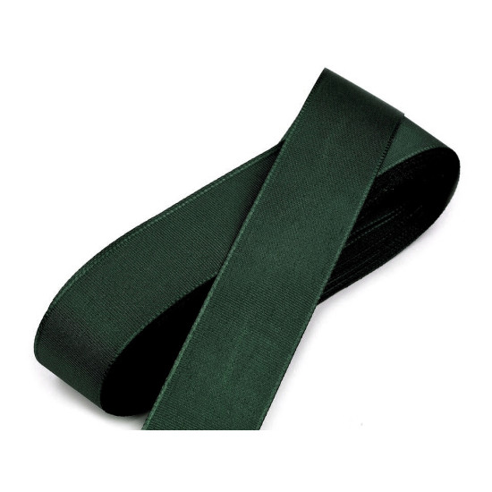 Panglică din tafta, lățime 25 mm - Verde lime (10 Metri) Panglică din tafta, lățime 25 mm - Verde lime (10 Metri)