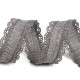 Panglică imitație iută cu margini dantelate, lățime 25 mm - Gri perlă (54 Metri) Panglică imitație iută cu margini dantelate, lățime 25 mm - Gri perlă (54 Metri)