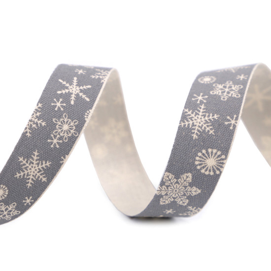 Panglică din bumbac cu fulgi de zăpadă, lățime 15 mm - Roșu x-mas (108 Metri) Panglică din bumbac cu fulgi de zăpadă, lățime 15 mm - Roșu x-mas (108 Metri)