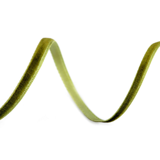 Panglica de catifea latime 3 mm - Verde închis (45 Metri) Panglica de catifea latime 3 mm - Verde închis (45 Metri)