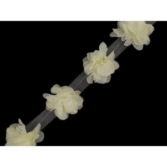 Bandă tul cu flori din șifon, lățime 60 mm - Crem foarte deschis (9 Metri) Bandă tul cu flori din șifon, lățime 60 mm - Crem foarte deschis (9 Metri)