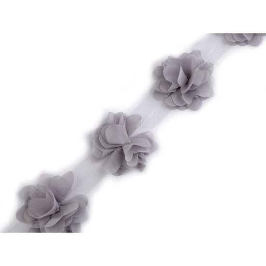 Bandă tul cu flori din șifon, lățime 60 mm - Crem foarte deschis (9 Metri) Bandă tul cu flori din șifon, lățime 60 mm - Crem foarte deschis (9 Metri)