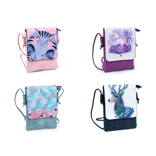 Gentuță crossbody, diverse motive, 15,5x21 cm - Roșu (1 Bucată) Gentuță crossbody, diverse motive, 15,5x21 cm - Roșu (1 Bucată)