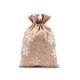 Saculet cadou imprimeu fulgi de nea 20x30 cm - Auriu (3 Bucăți) Saculet cadou imprimeu fulgi de nea 20x30 cm - Auriu (3 Bucăți)