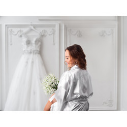 Halat din satin pentru mirese cu aplicatie - Off white (1 Bucată)
