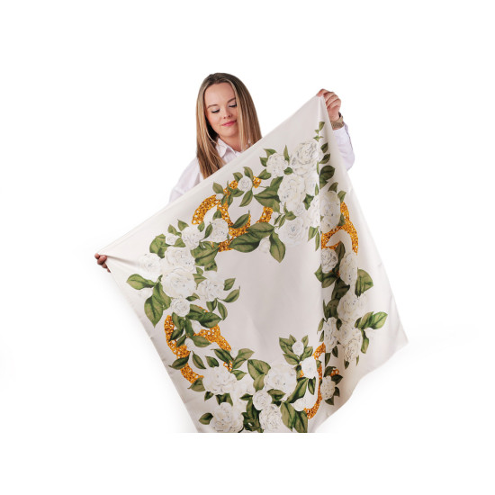 Eșarfă din satin 90x90 cm - Crem deschis (1 Bucată) Eșarfă din satin 90x90 cm - Crem deschis (1 Bucată)