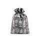 Saculet cadou imitatie iuta 20x30 cm - Gri neutral (1 Bucată) Saculet cadou imitatie iuta 20x30 cm - Gri neutral (1 Bucată)