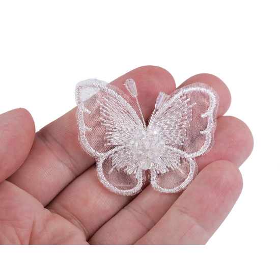 Fluture cu strasuri pentru cusut si lipit - Off white (10 Bucăți) Fluture cu strasuri pentru cusut si lipit - Off white (10 Bucăți)