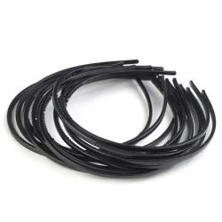 Cordeluță plastic, negru, 12 buc.