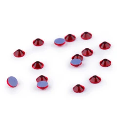 Strasuri de lipit la cald - hotfix ss20 - Roșu (2 Grame)