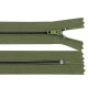Fermoar spiralat nedetașabil no 3, lungime 18 cm - Verde kaki (10 Bucăți) Fermoar spiralat nedetașabil no 3, lungime 18 cm - Verde kaki (10 Bucăți)
