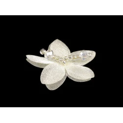 Floare cu margele pentru cusut si lipit ø4 cm - Crem deschis (10 Bucăți)