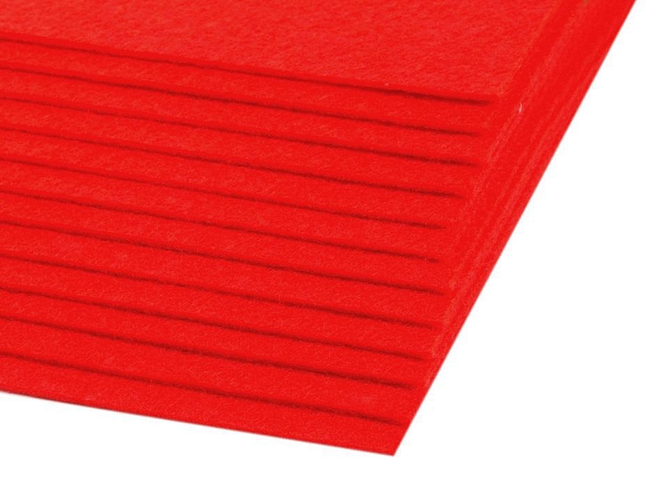 Coli fetru, 20x30 cm, 300 g / m², 2 bucati - roșu Coli fetru, 20x30 cm, 300 g / m², 2 bucati - roșu