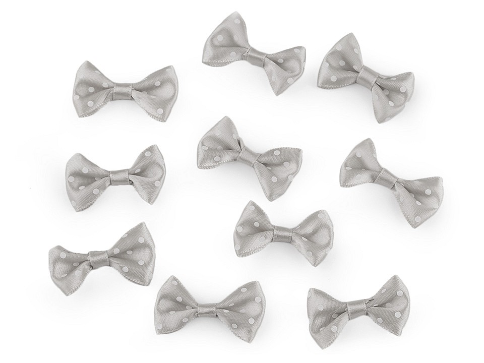 Fundițe din satin cu buline, 20x40 mm, gri deschis, 10 buc. Fundițe din satin cu buline, 20x40 mm, gri deschis, 10 buc.