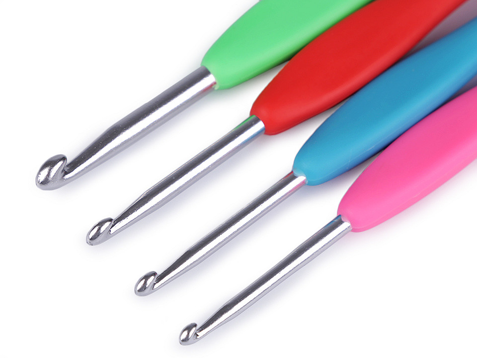 Croșete cu mâner din cauciuc siliconat, mărimea  3; 3,5; 4; 5; 5,5 - Culoare aleatorie (5 Bucăți)