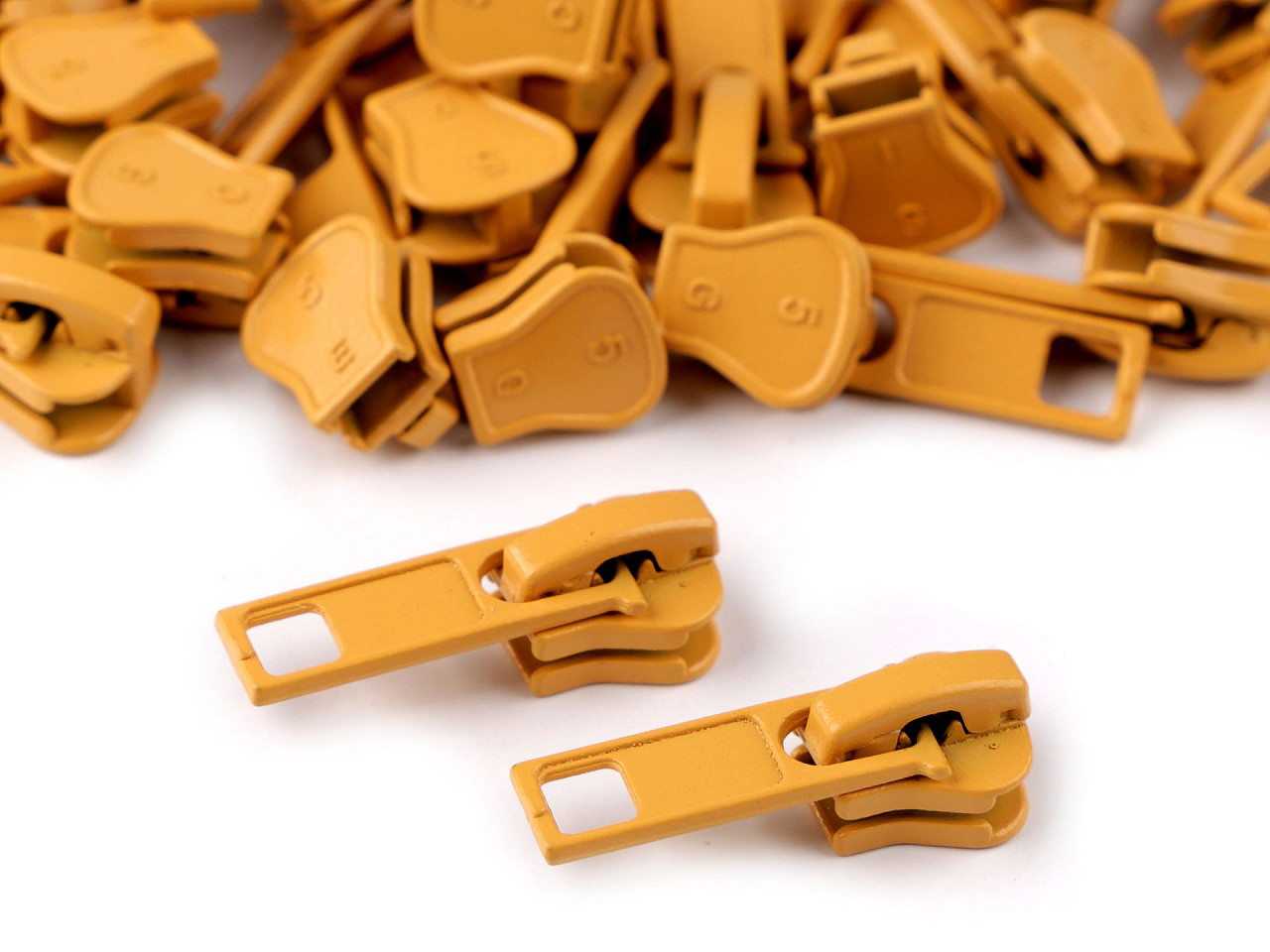 Cursor fermoar injectat, no 5 - Bej foarte deschis (10 Bucăți)