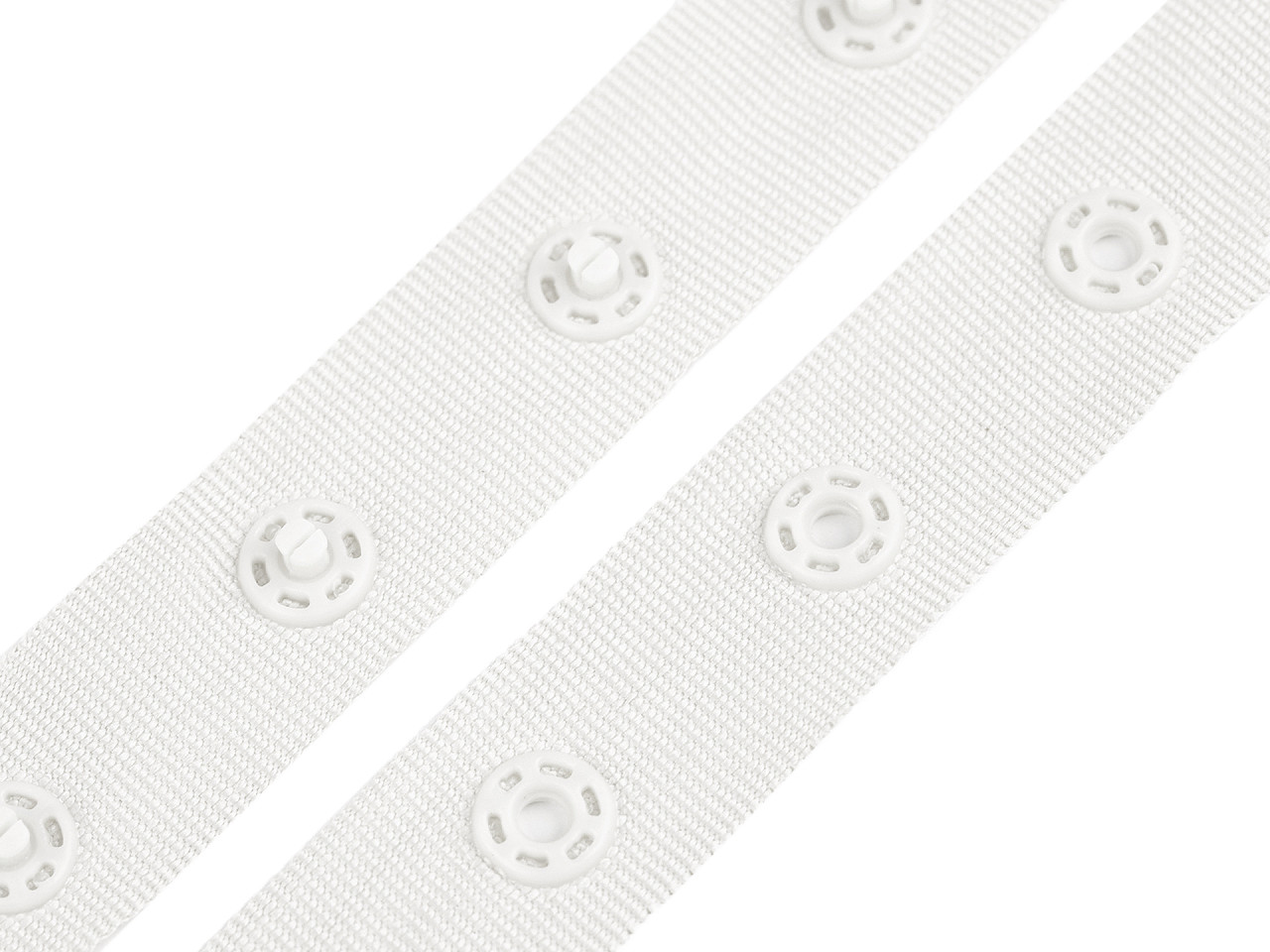 Bandă cu capse pentru confecții textile / body, lățime 18 mm - Nude (45 Metri) Bandă cu capse pentru confecții textile / body, lățime 18 mm - Nude (45 Metri)