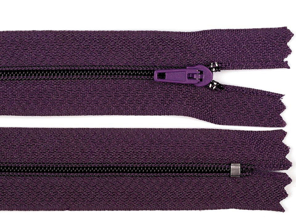 Fermoar spiralat nedetașabil no 3, lungime 20 cm - Verde sticlă (10 Bucăți) Fermoar spiralat nedetașabil no 3, lungime 20 cm - Verde sticlă (10 Bucăți)
