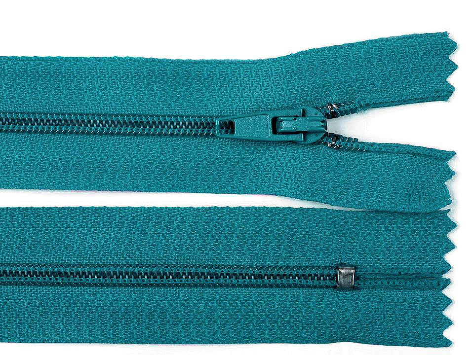 Fermoar spiralat nedetașabil no 3, lungime 20 cm - Verde sticlă (10 Bucăți) Fermoar spiralat nedetașabil no 3, lungime 20 cm - Verde sticlă (10 Bucăți)