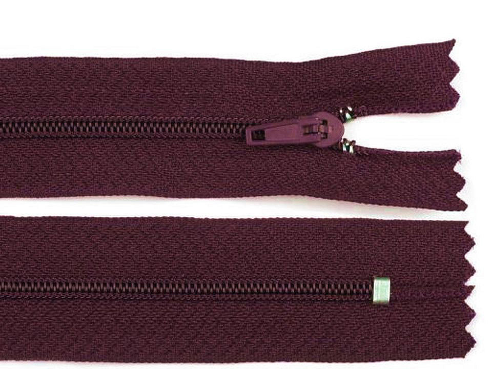 Fermoar spiralat nedetașabil no 3, lungime 20 cm - Verde sticlă (10 Bucăți) Fermoar spiralat nedetașabil no 3, lungime 20 cm - Verde sticlă (10 Bucăți)