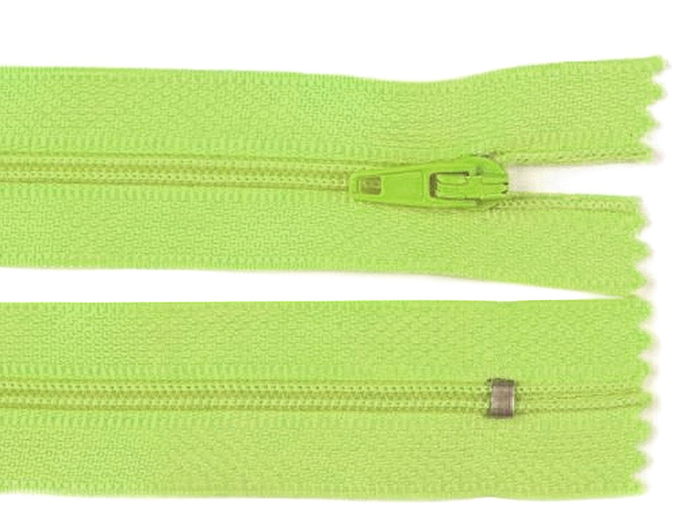 Fermoar spiralat nedetașabil no 3, lungime 20 cm - Verde sticlă (10 Bucăți) Fermoar spiralat nedetașabil no 3, lungime 20 cm - Verde sticlă (10 Bucăți)