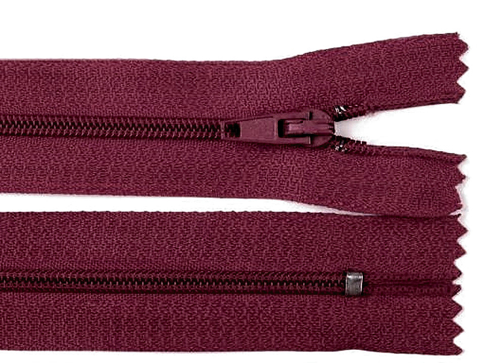 Fermoar spiralat nedetașabil no 3, lungime 25 cm - Bordo (1 Bucată) Fermoar spiralat nedetașabil no 3, lungime 25 cm - Bordo (1 Bucată)