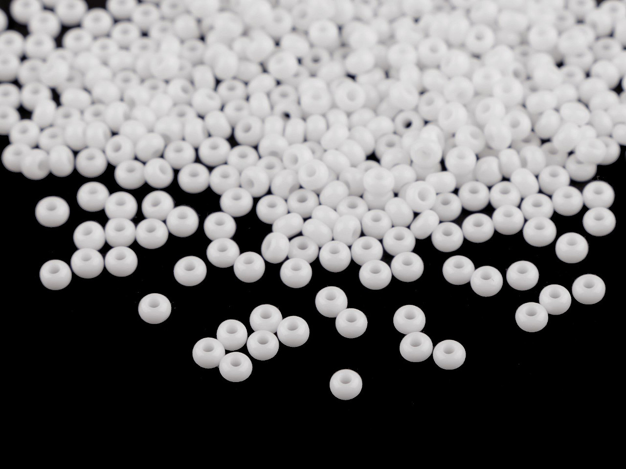 Mărgele nisip preciosa 8/0 - 3 mm - Negru (20 Grame)