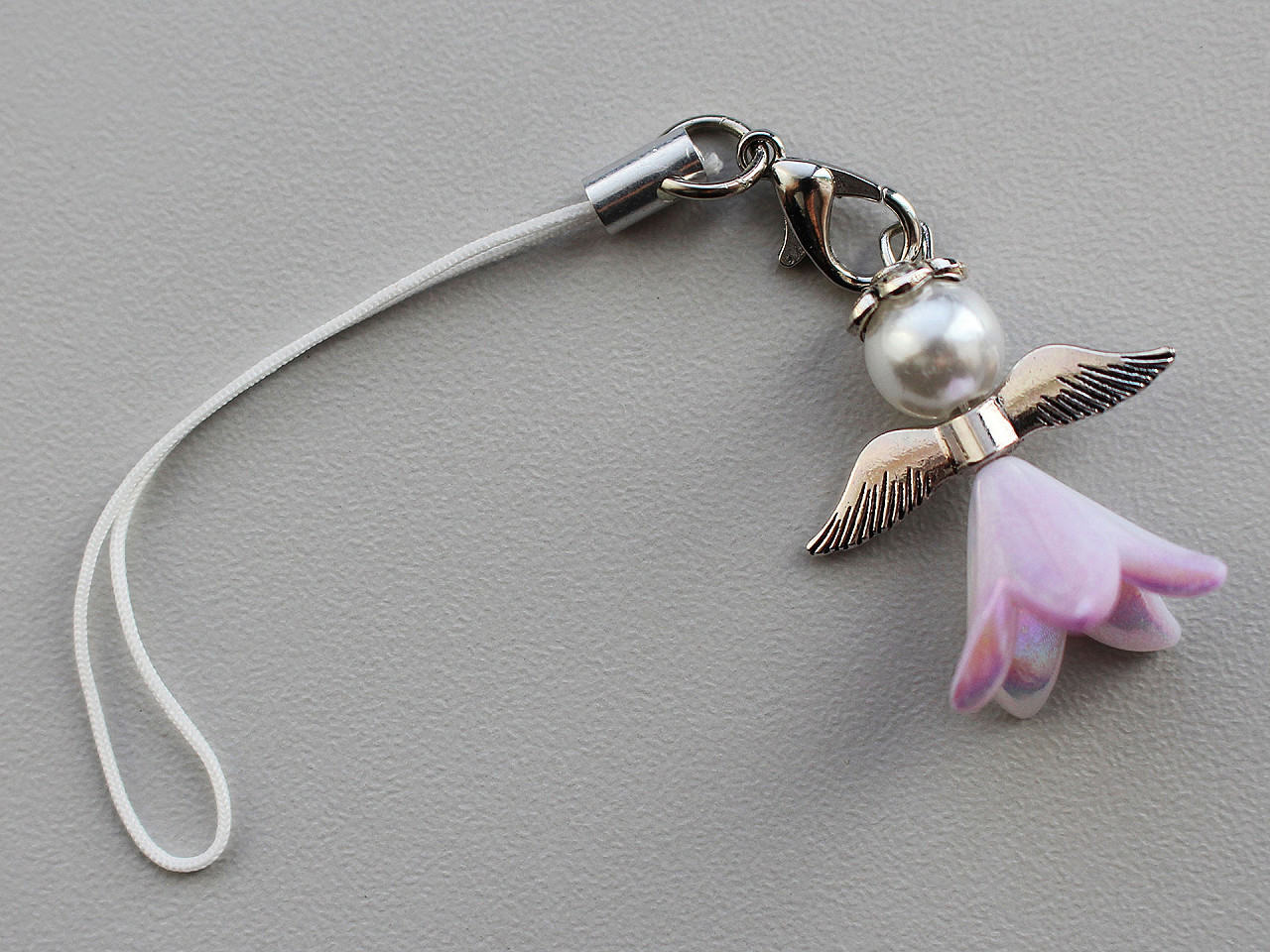 Mărgele din plastic cu efect ab floare / clopoțel / fustă 12x16 mm - Galben deschis (20 Bucăți)