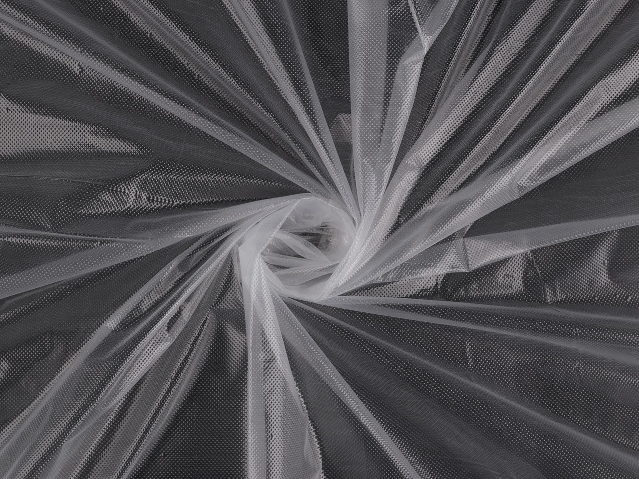 Folie pentru broderie la mașină, solubilă în apă, lățime 100 cm - Transparent (1 Metru)