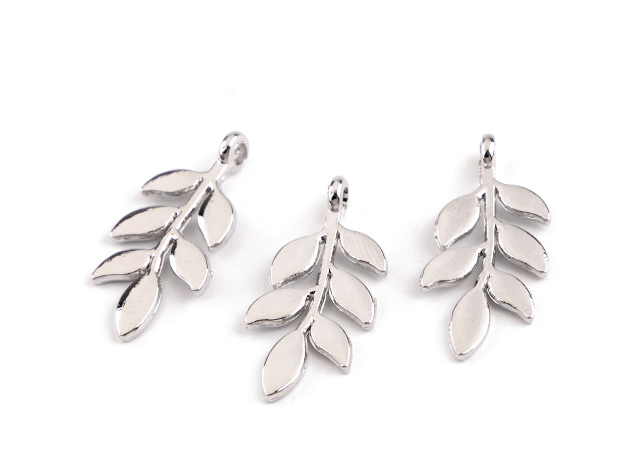 Pandantiv frunza 12x24 mm - Platinum (3 Bucăți)
