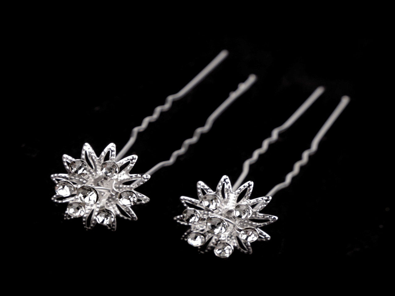 Ac de par floare cu strasuri ø18 mm - Cristal (12 Bucăți)