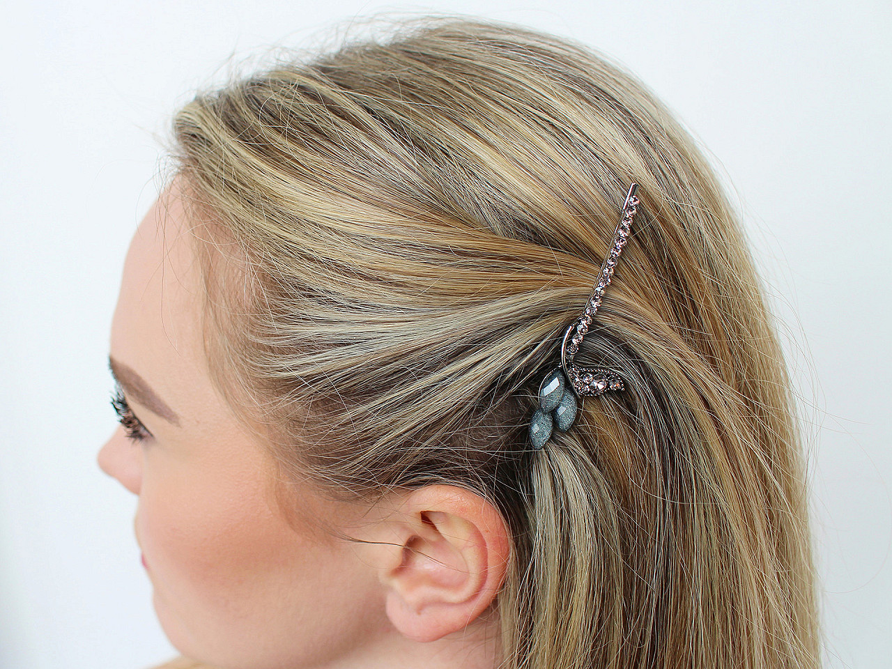 Agrafe / ace de păr cu strasuri - Gri albăstrui deschis (2 Bucăți)