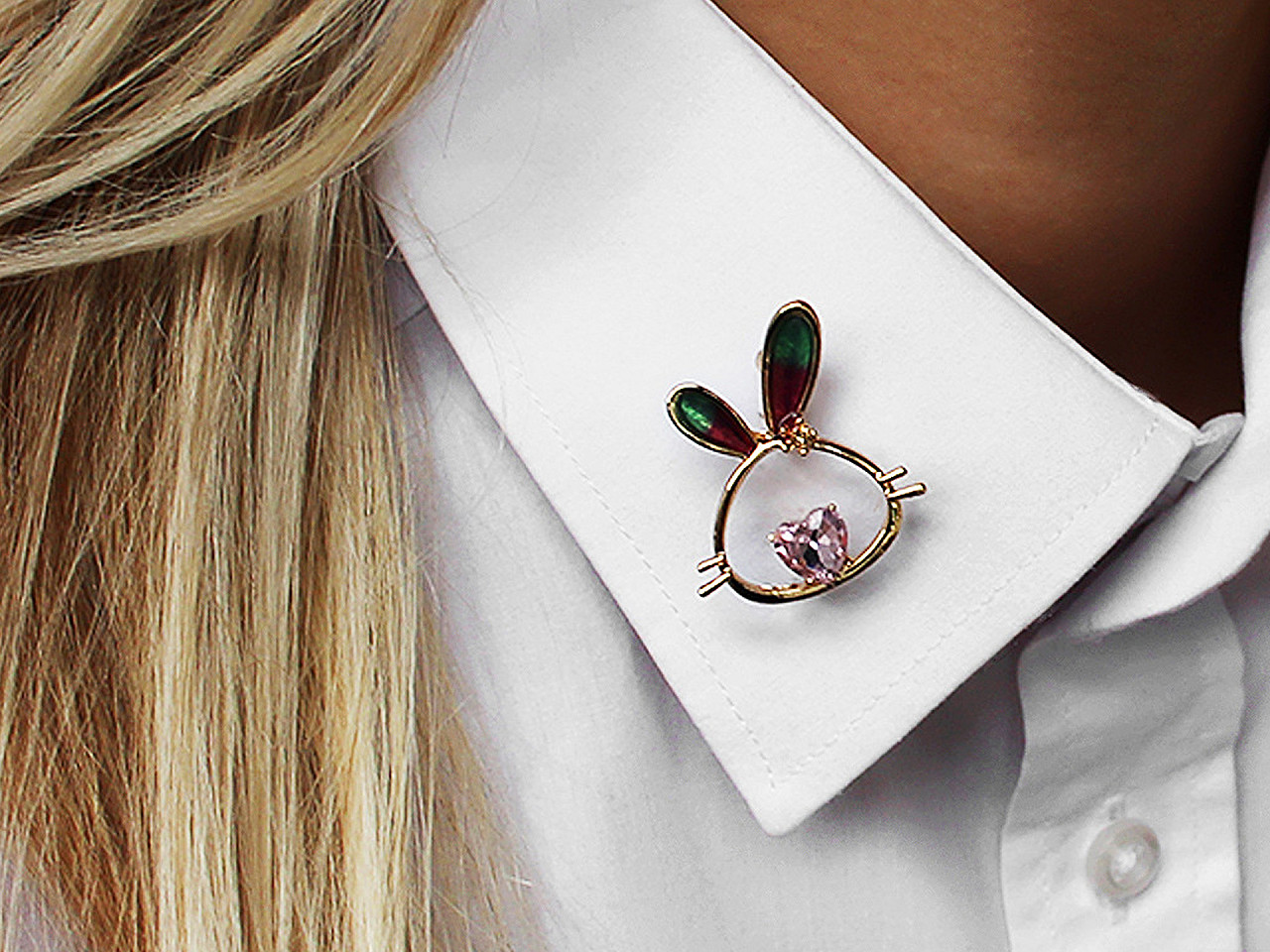 Broșă iepuraș cu strasuri - Rose (1 Bucată)