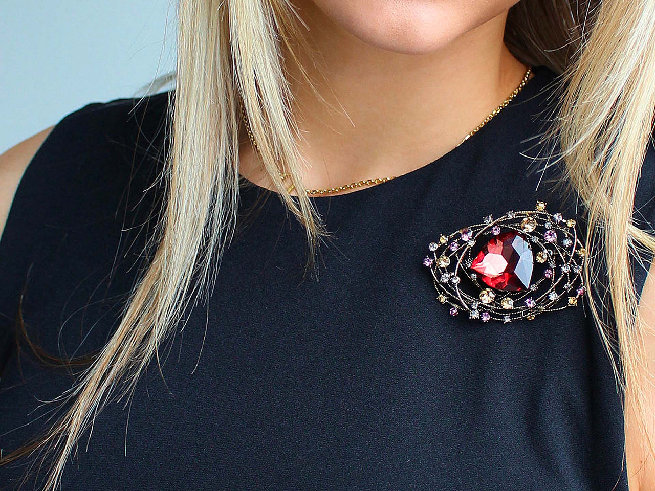 Brosa cu strasuri si piatra - Antracit (1 Bucată)