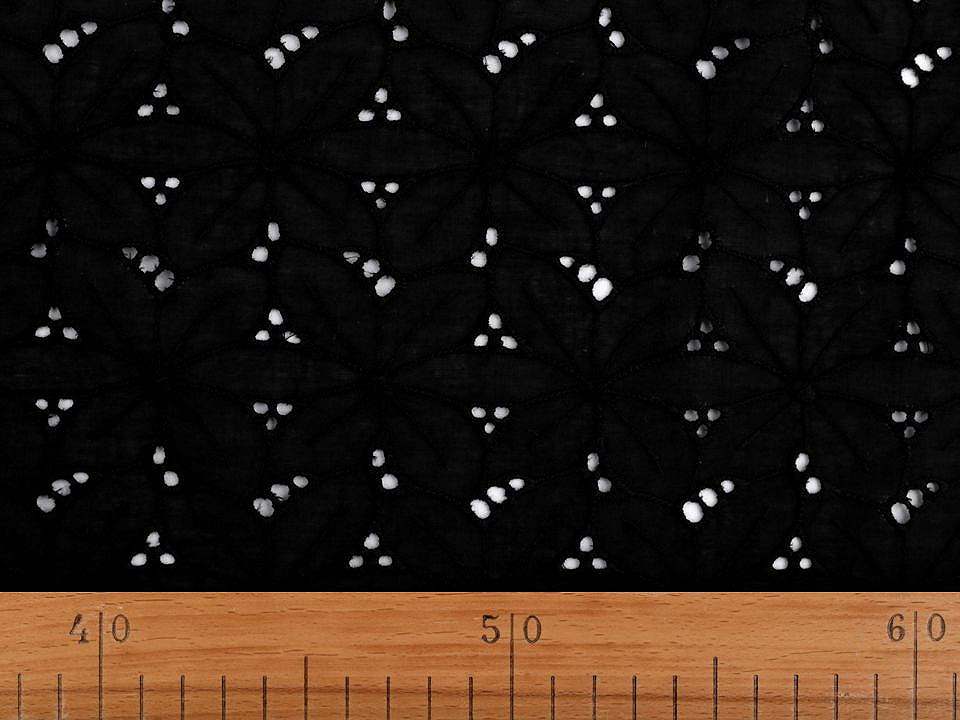 Dantelă madeira de bumbac cu broderie - Alb (1 Metru)