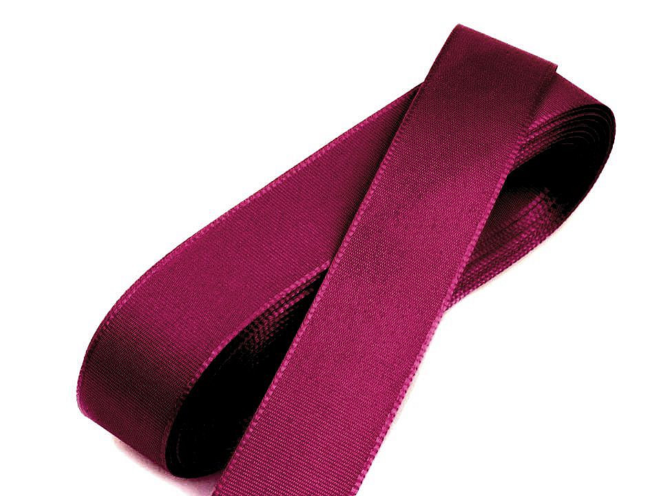Panglică din tafta, lățime 20 mm - Roz deschis (10 Metri) Panglică din tafta, lățime 20 mm - Roz deschis (10 Metri)