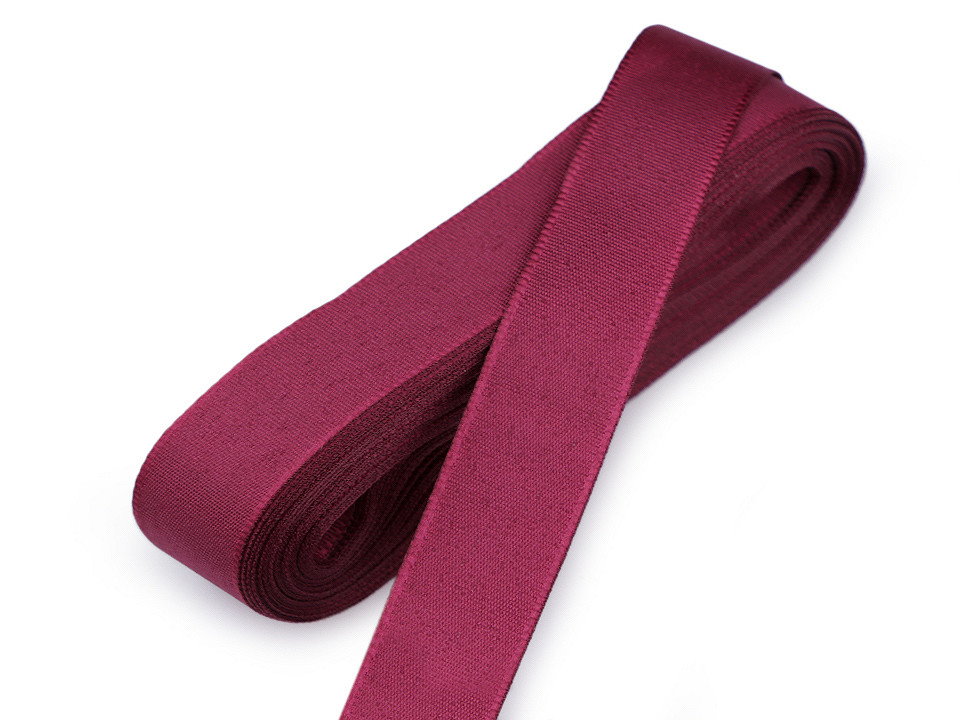 Panglică din tafta, lățime 15 mm - Gri foarte deschis (10 Metri)