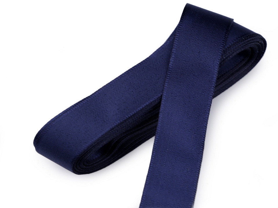 Panglică din tafta, lățime 15 mm - Gri foarte deschis (10 Metri)