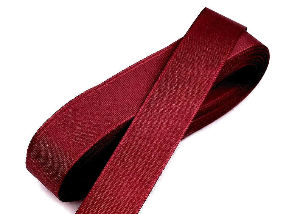 Panglică din tafta, lățime 15 mm - Gri foarte deschis (10 Metri)