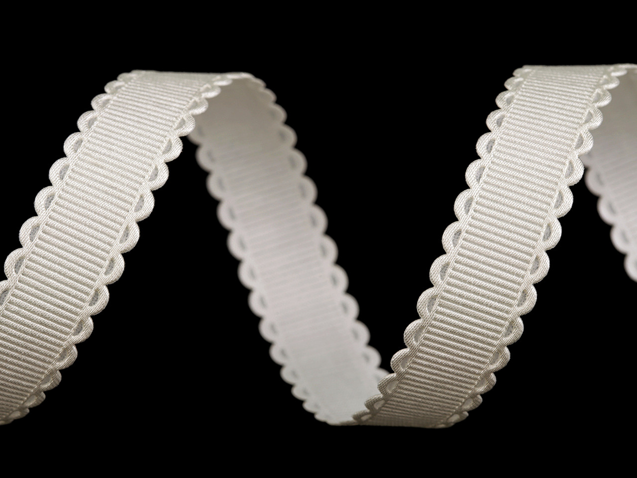 Galon din satin / panglica latime 16 mm - Crem deschis (1 Metru)