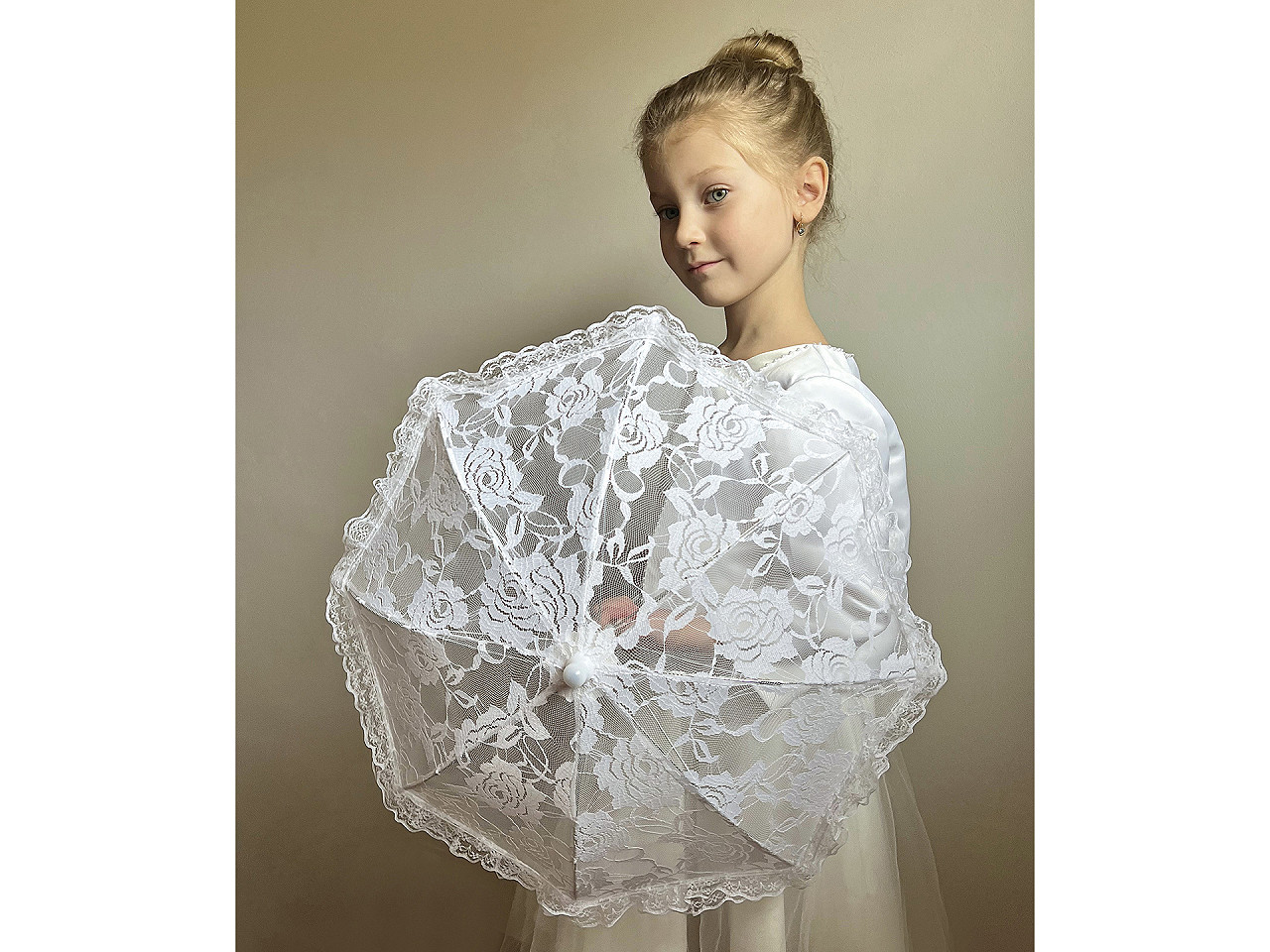 Mini umbrela de nunta din dantela pentru domnisoare de onoare - Off white (1 Bucată)