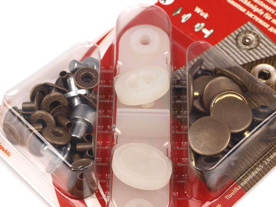 Capse metalice cu aplicator, finisaj alamă antică, ø15 mm - Alamă antică (1 Card)